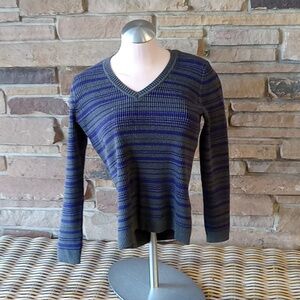 Women's long sleeve top